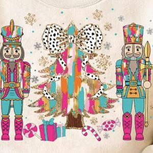 Nutcrackers With Tree