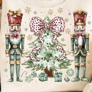 Nutcracker Green Tree