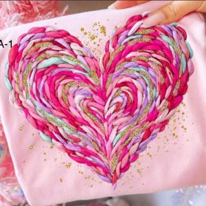 JA-1 Faux Yarn Heart